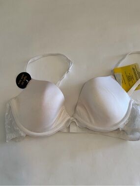 Wonderbra White Padded Underwire Bra with Lace Sides